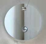Elly’s 11.3mm Tahitian silver platinum ocean Pearl pendant: Extreme luster mirrored, 4.7cm high, S925 silver pendant.