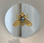 Elly’s Tahitian platinum Ocean Pearl Bee Brooch pendant 2in1: Extreme luster mirrored, 9.3mm, 4x3fcm, No chain.
