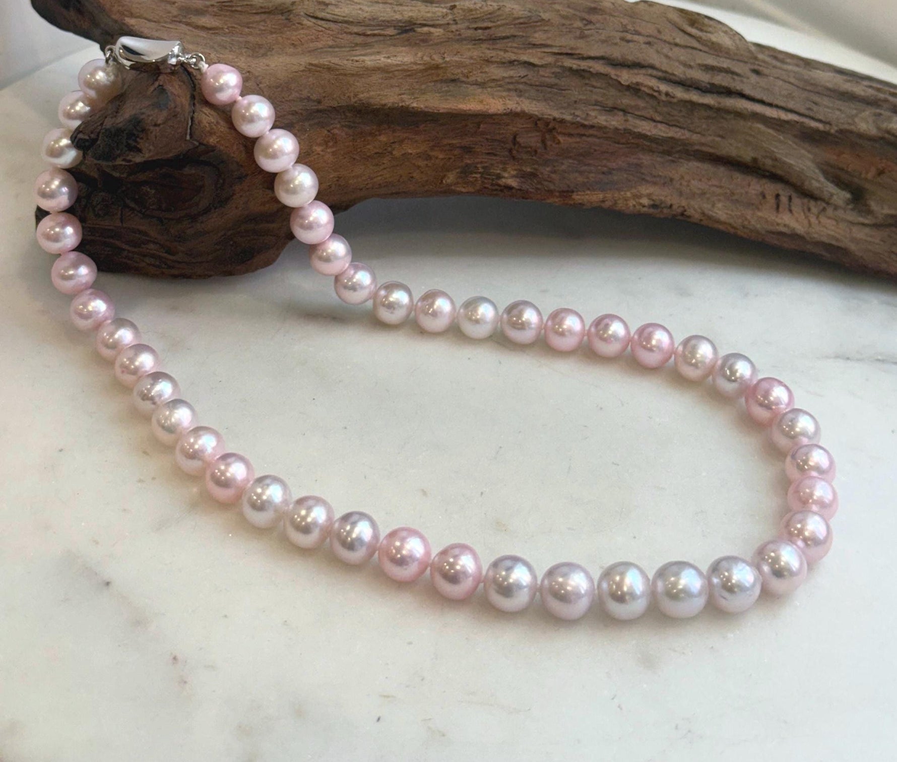 17.5-inch pale pink pearl necklace with S925 sterling silver clasp
