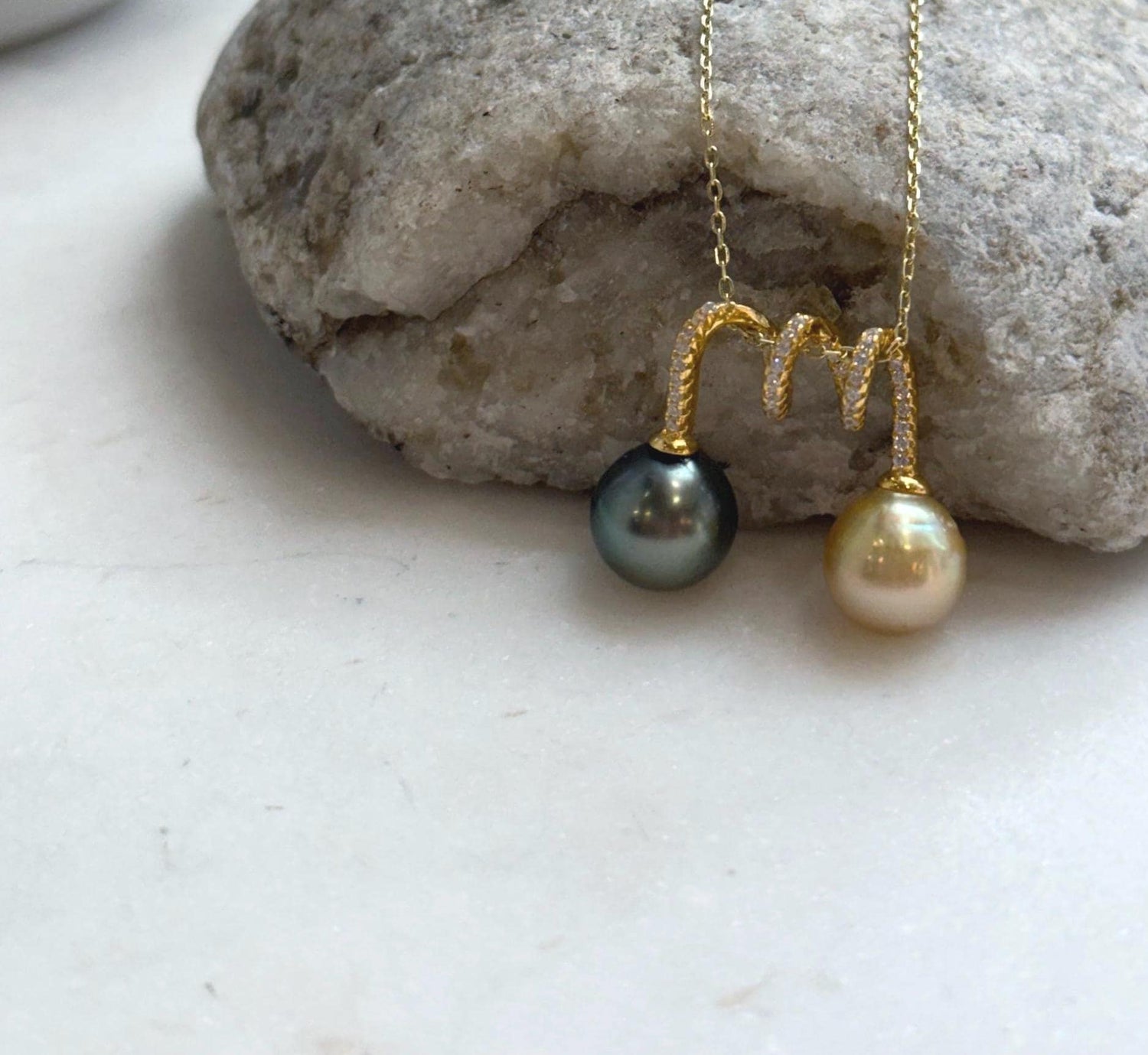 Genuine South Sea and Tahitian pearl pendant in S925 sterling silver.