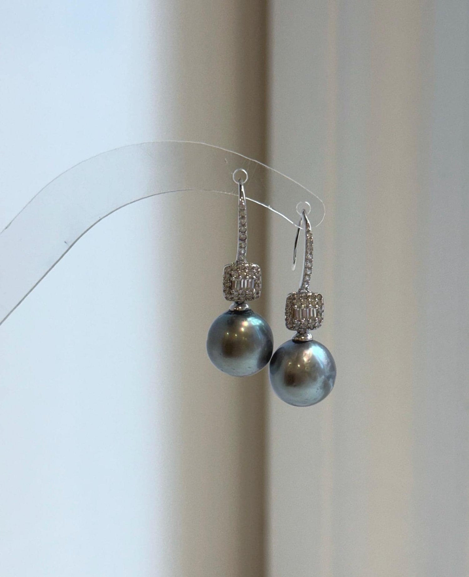 Elly’s 11.1mm Tahitian Platinum ocean Pearls Earrings hooks: Extreme luster Mirrored, 3.1cm high, S925 silver cool fancy earrings.