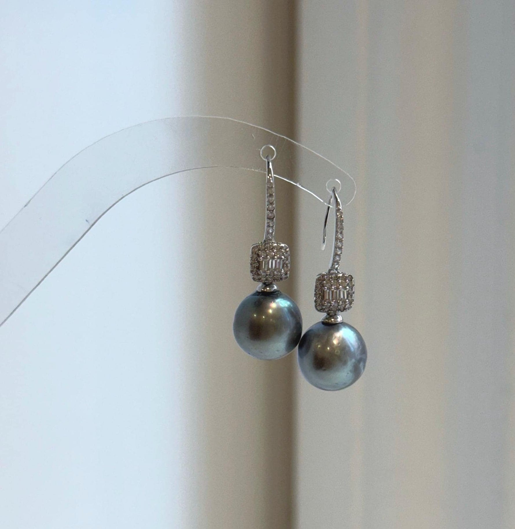 Elly’s 11.1mm Tahitian Platinum ocean Pearls Earrings hooks: Extreme luster Mirrored, 3.1cm high, S925 silver cool fancy earrings.