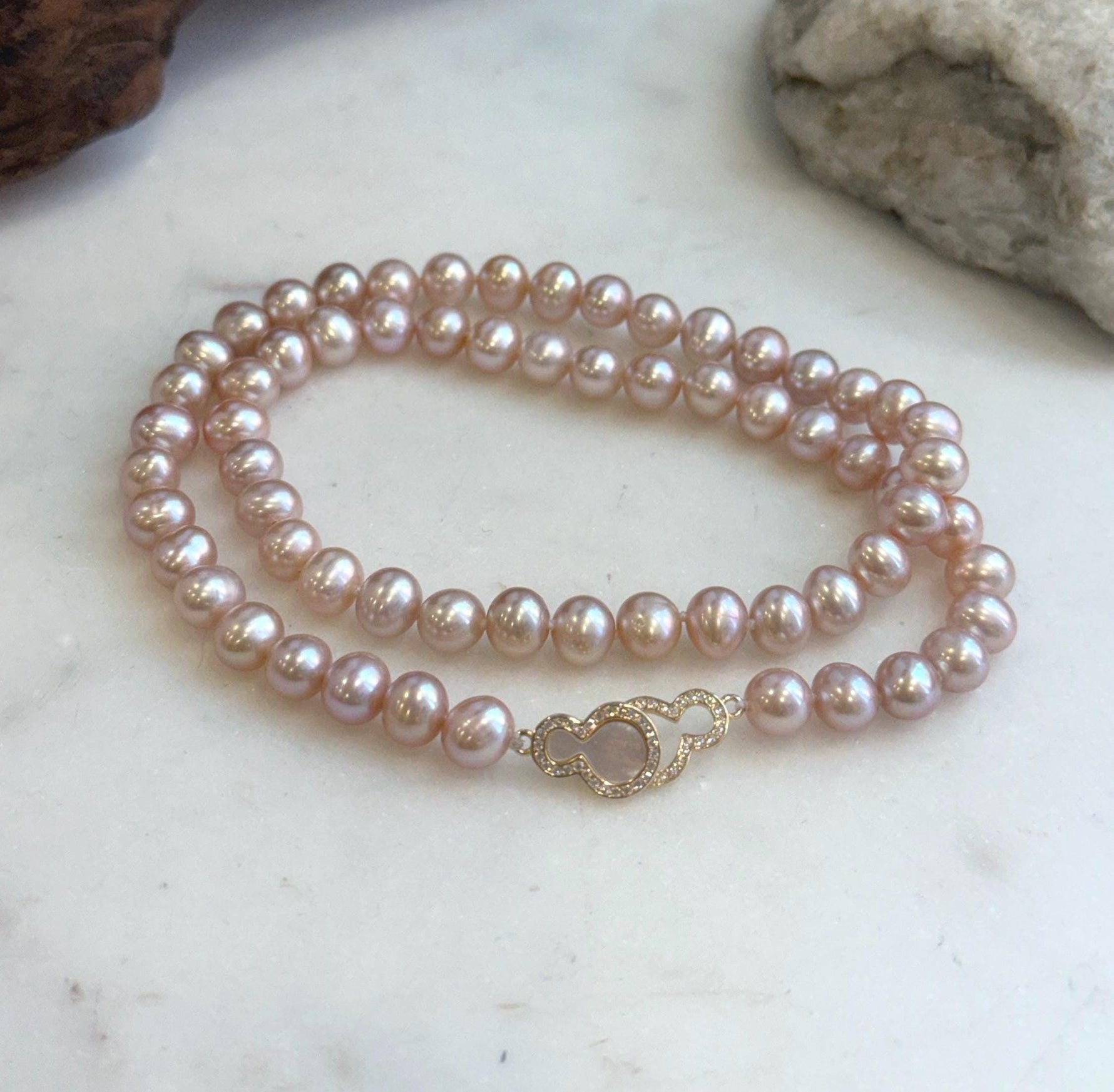 Elegant pink freshwater pearl necklace 17 inch minimalist jewelry