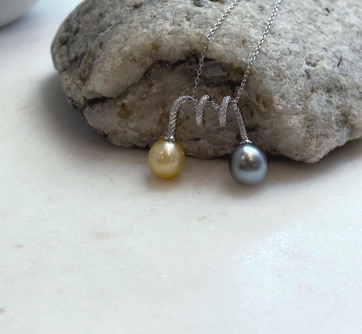 Elly’s 8.5-9mm South sea golden Tahitian ocean Pearls pendant: Extreme luster mirrored, S925 silver minimalist pendant, 2.7x2cm.