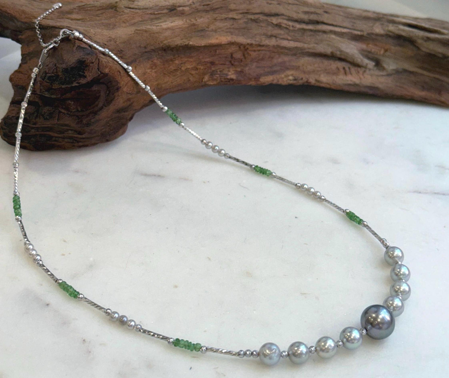 Elly’s Akoya Tahitian ocean pearls Designed Necklace: Extreme luster mirrored, S925 silver Tsavorite necklace, to 19.7”.