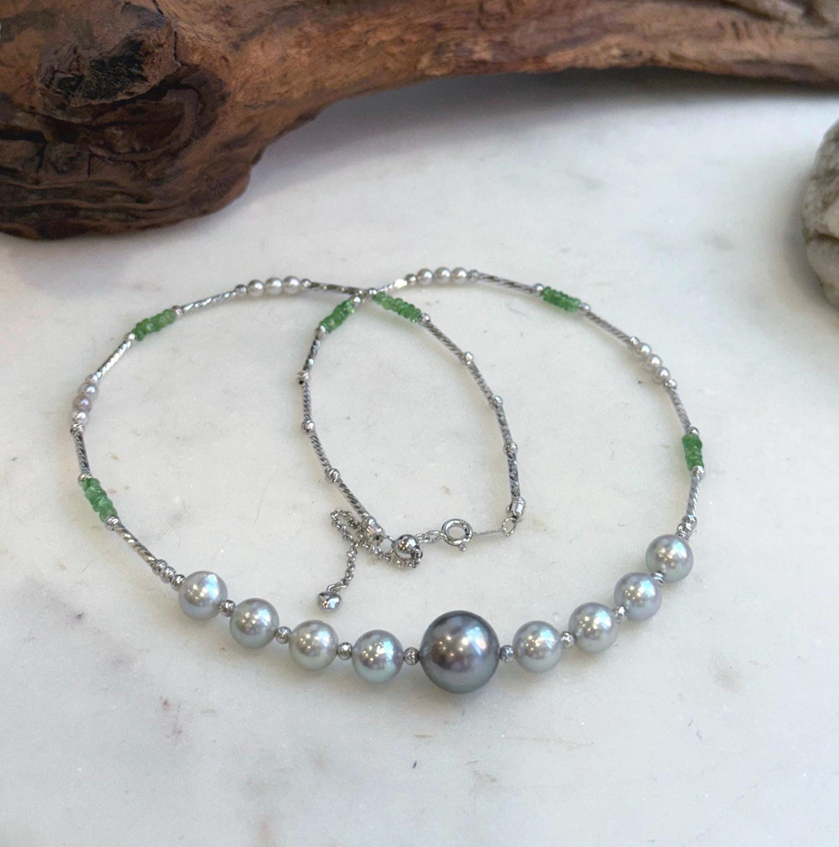 Elly’s Akoya Tahitian ocean pearls Designed Necklace: Extreme luster mirrored, S925 silver Tsavorite necklace, to 19.7”.