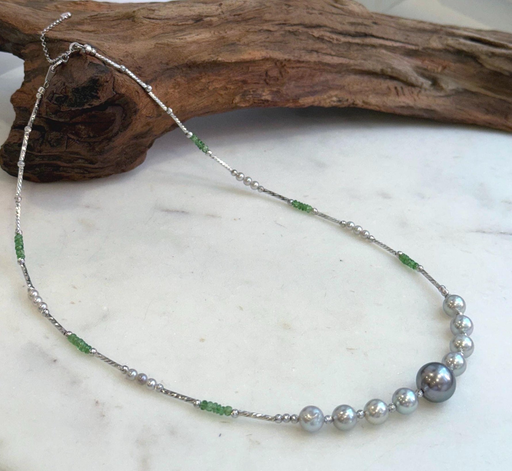Elly’s Akoya Tahitian ocean pearls Designed Necklace: Extreme luster mirrored, S925 silver Tsavorite necklace, to 19.7”.