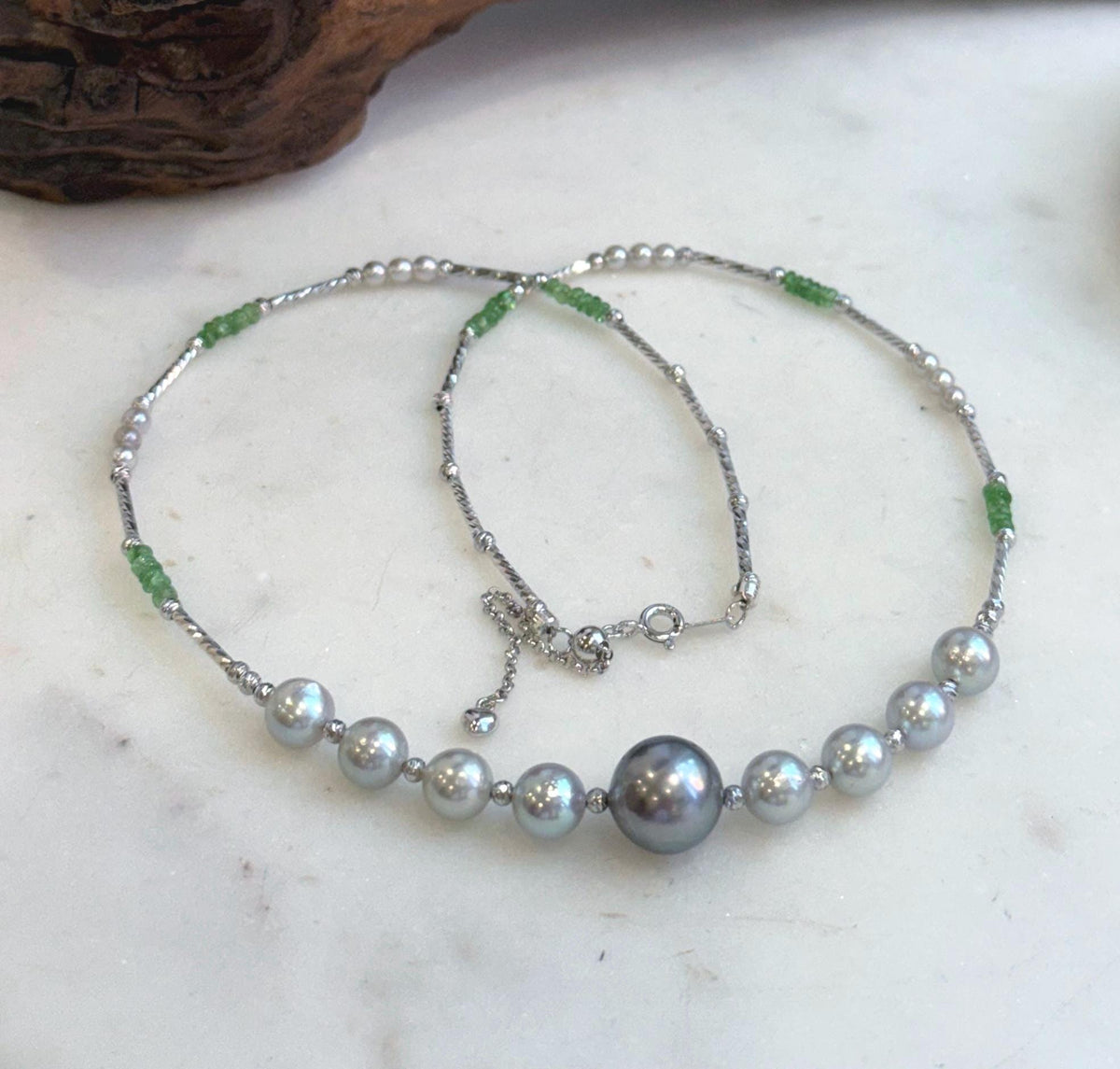 Elly’s Akoya Tahitian ocean pearls Designed Necklace: Extreme luster mirrored, S925 silver Tsavorite necklace, to 19.7”.