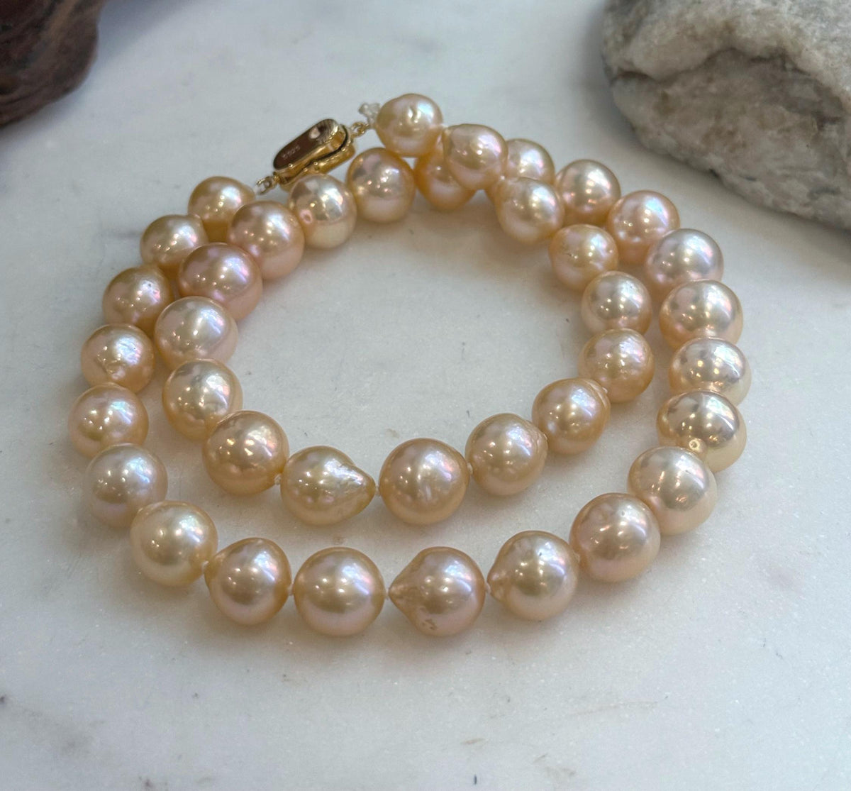 Hand knotted Edison pearl strand