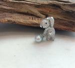 Akoya blue silver pearl teddy bear brooch with 8.4mm genuine saltwater pearl