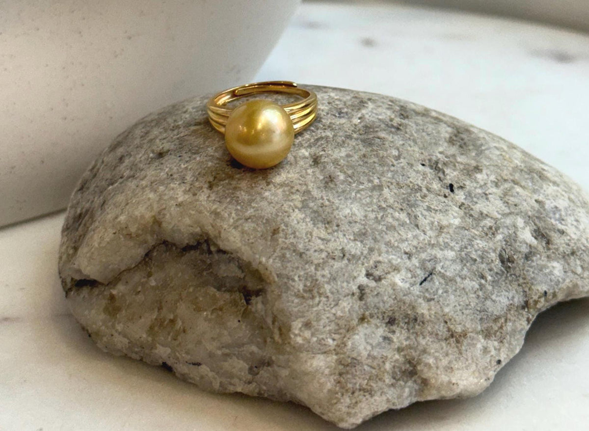 Elly’s 11.5mm South sea deep gold ocean pearl Ring: Extreme luster mirrored, S925 silver with gold plated adjustable Vintage Ring.
