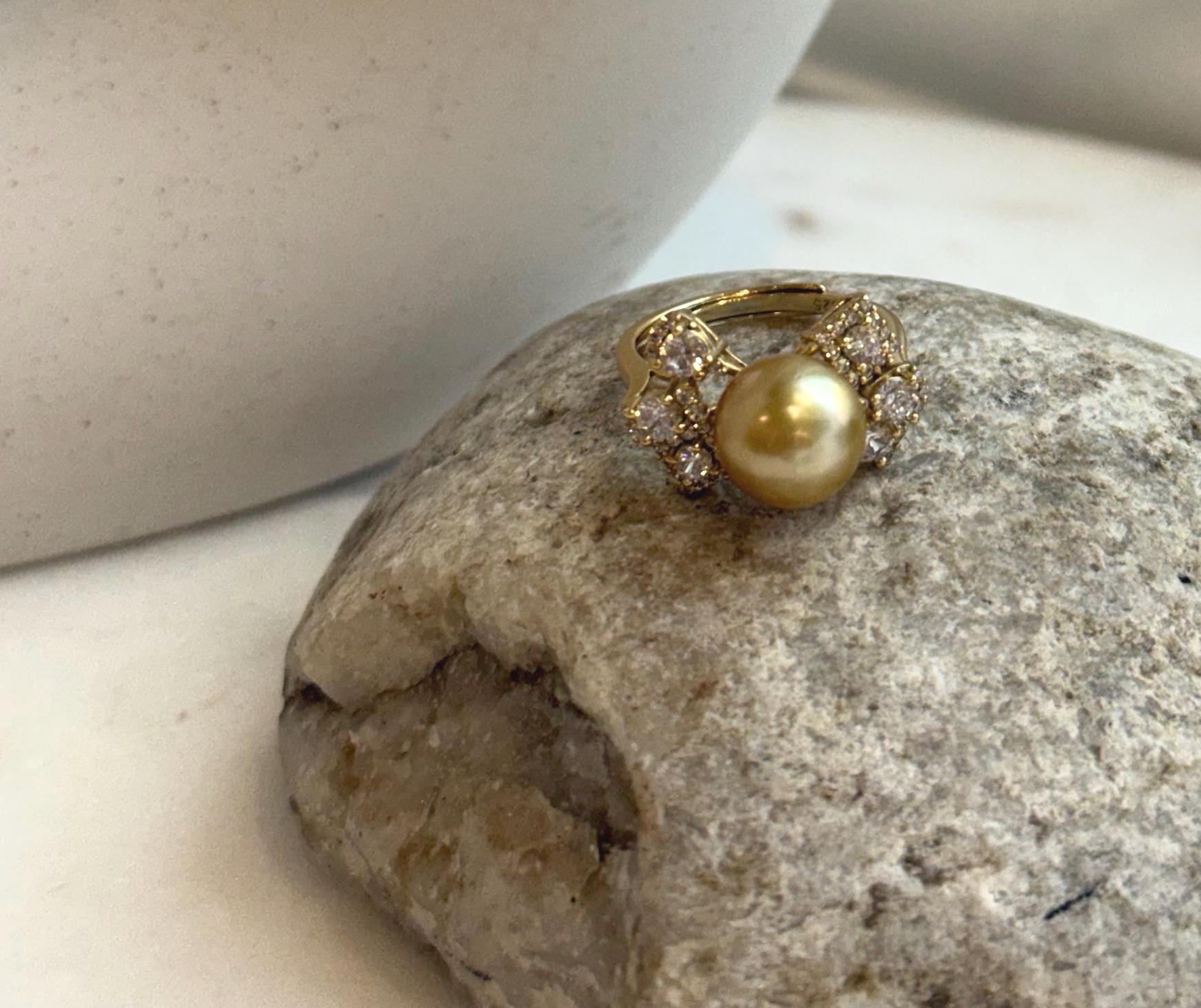 Elly’s 9.7mm South sea deep Tea gold ocean pearl Ring: Extreme luster, 1.2x2cm, S925 silver with gold plated adjustable Vintage Ring.