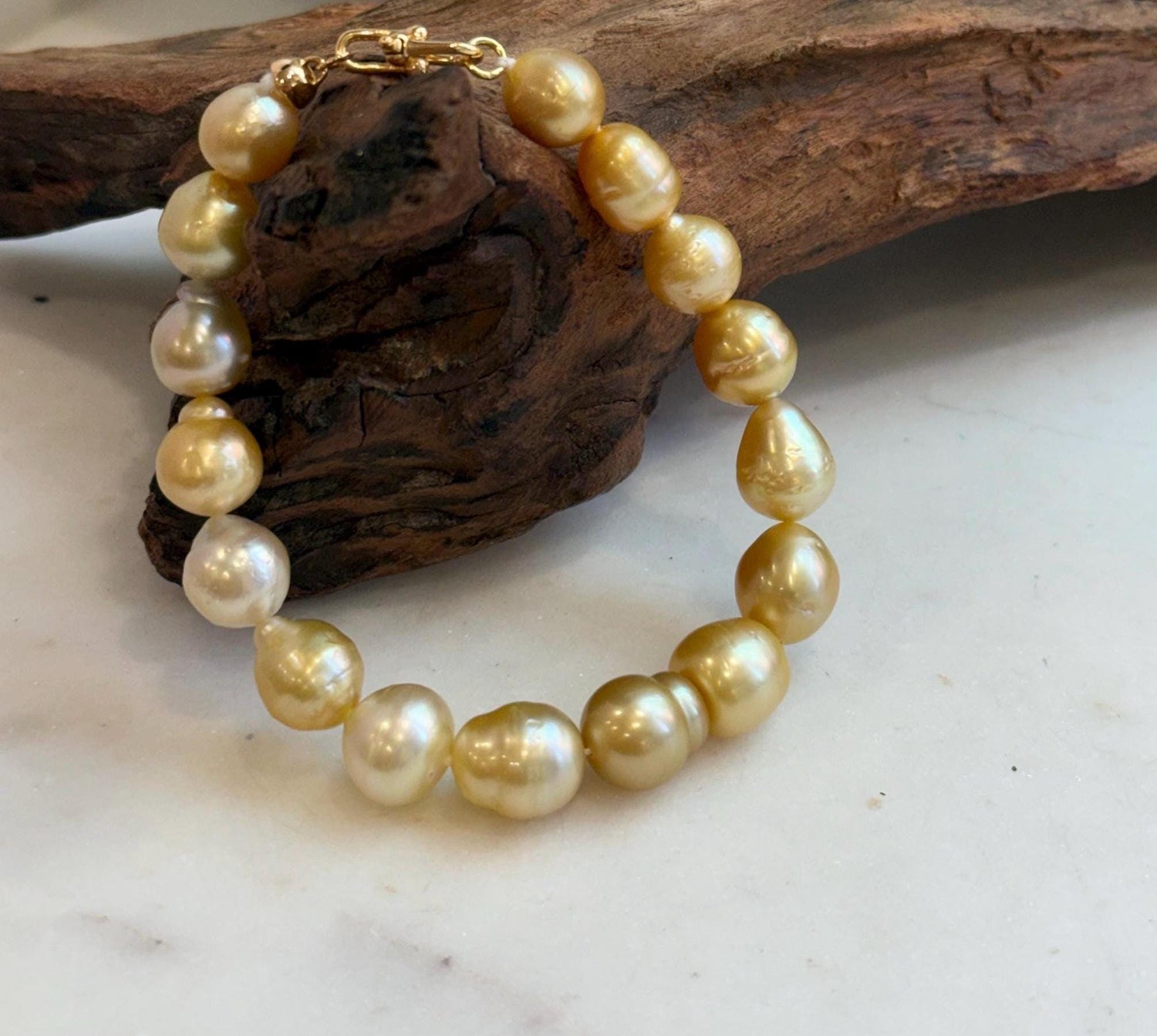 Elly’s 8.9-11.2mm 16pcs Genius South sea golden Ocean Pearls bracelet: Extreme luster, 8.1”, S925 silver bracelet.