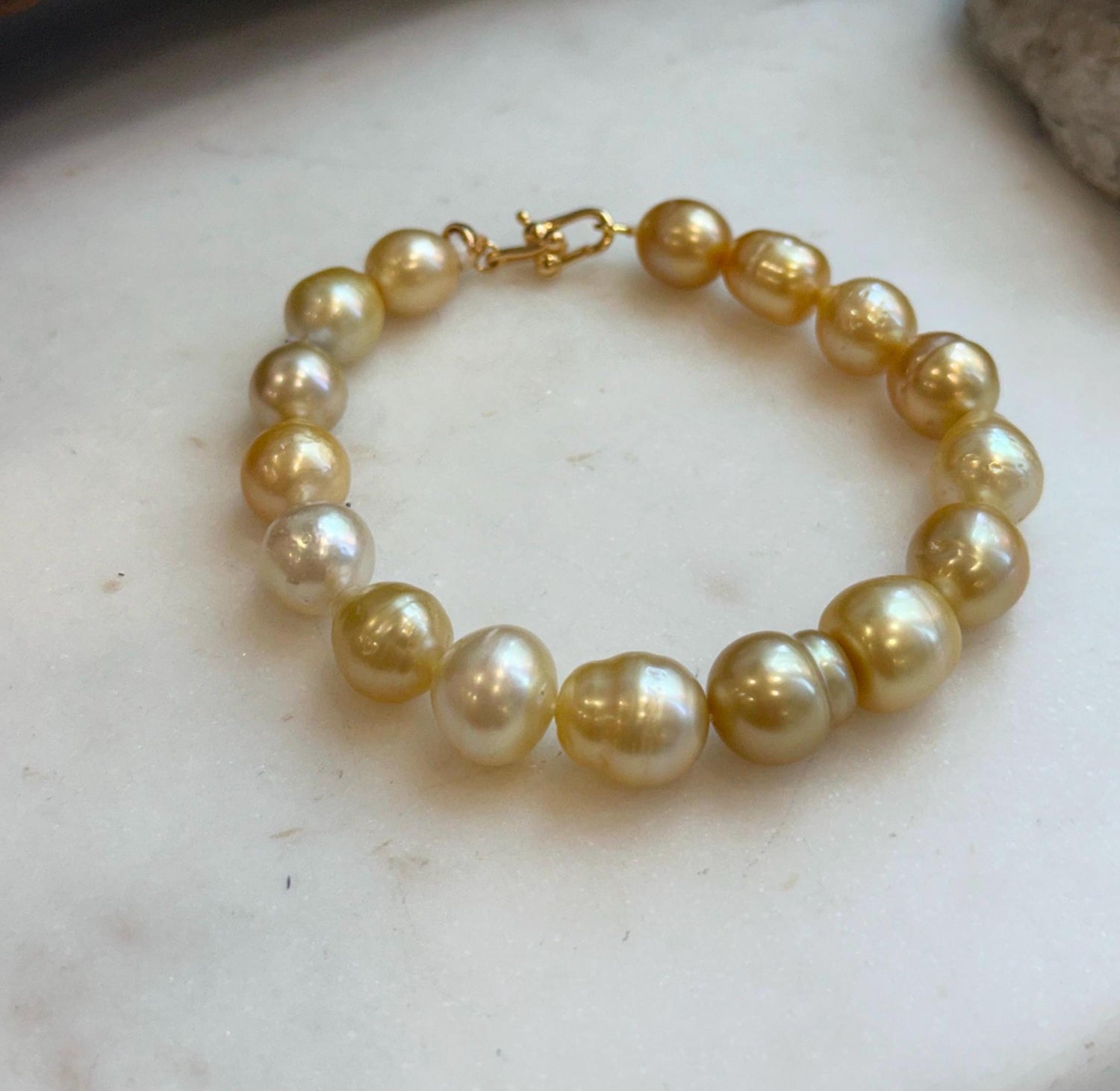 Elly’s 8.9-11.2mm 16pcs Genius South sea golden Ocean Pearls bracelet: Extreme luster, 8.1”, S925 silver bracelet.
