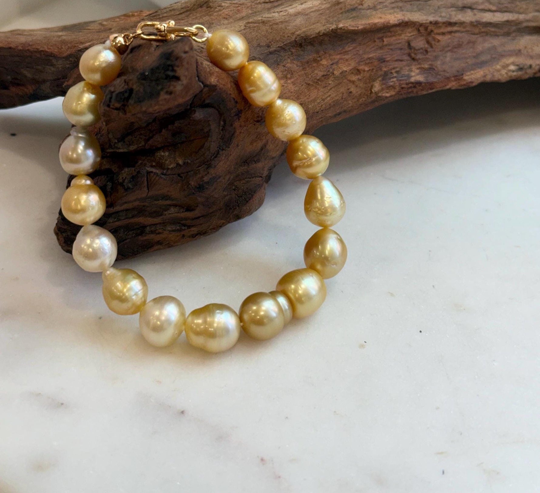 Elly’s 8.9-11.2mm 16pcs Genius South sea golden Ocean Pearls bracelet: Extreme luster, 8.1”, S925 silver bracelet.