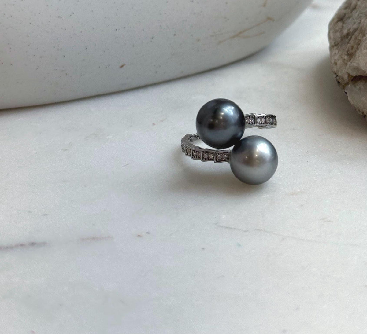 Elly’s Double Tahitian ocean pearls Ring: 9.9-10.1mm, Extreme luster mirrored, S925 Silver Adjustable Ring.