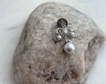 Gift-ready Akoya blue silver pearl brooch for women.