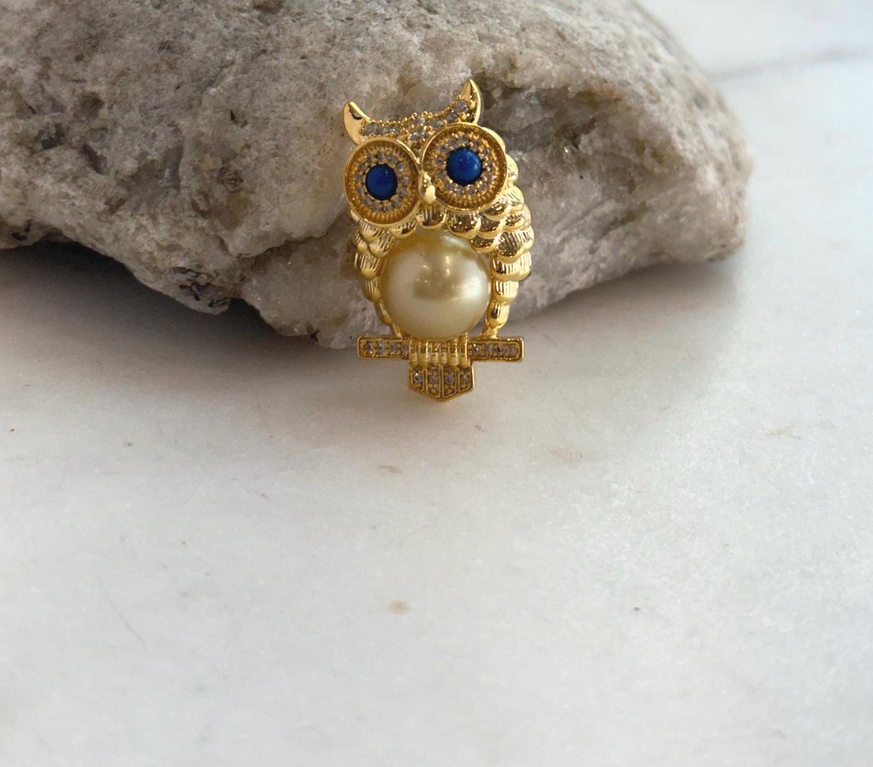 Genuine South Sea golden pearl animal brooch gift for women.