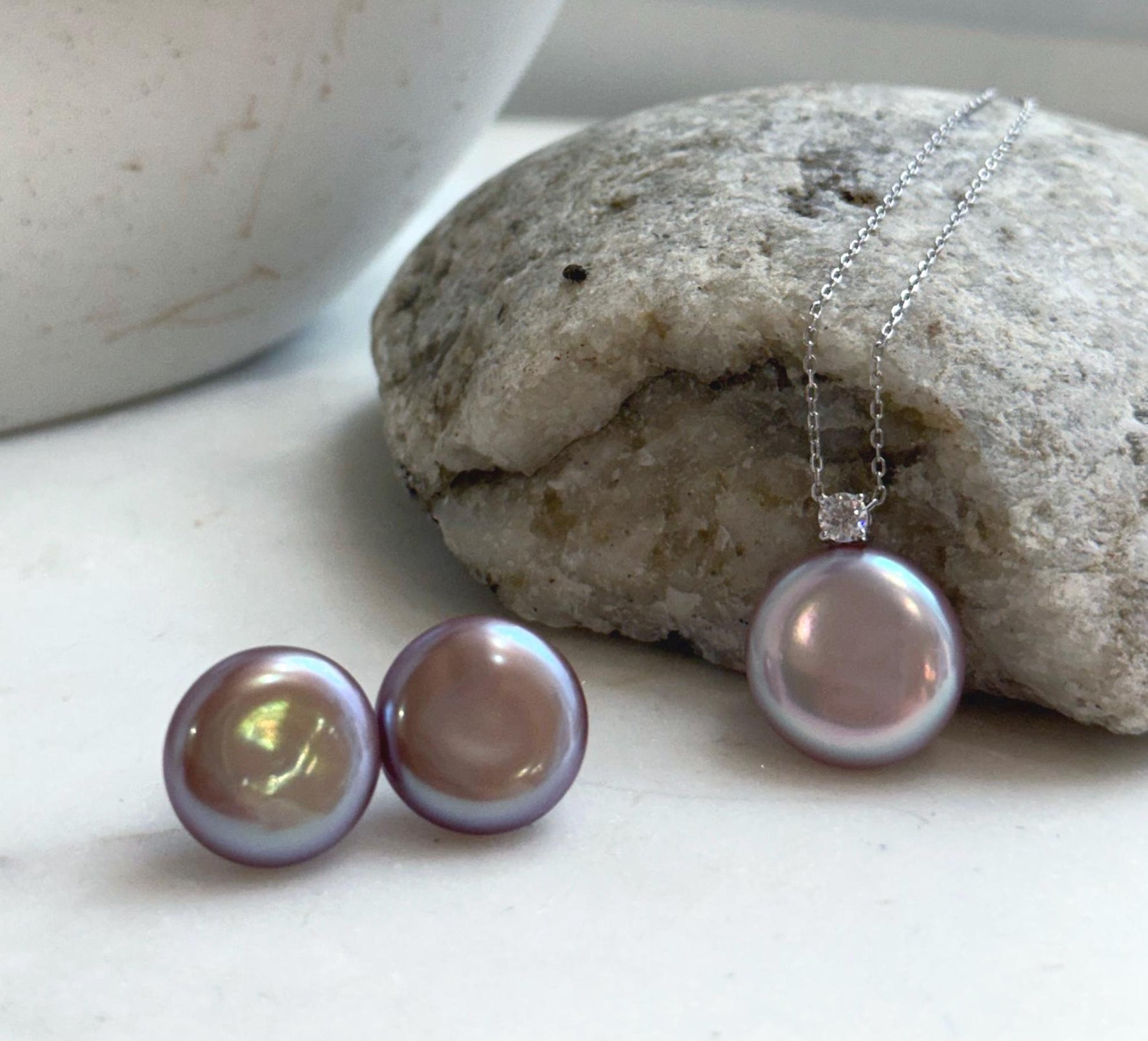 Elly’s Set of Pendant earrings, natural Rose Freshwater button pearls, vintage set.