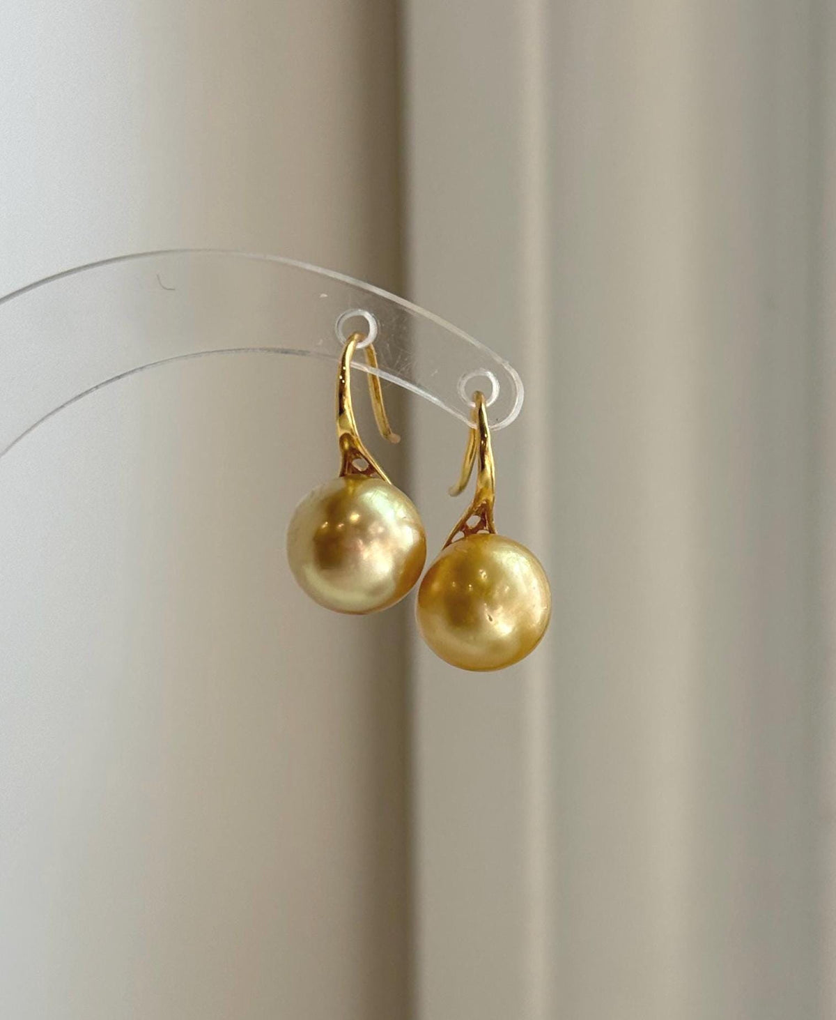 Luxury South Sea saltwater pearl earrings in S925 sterling silver.