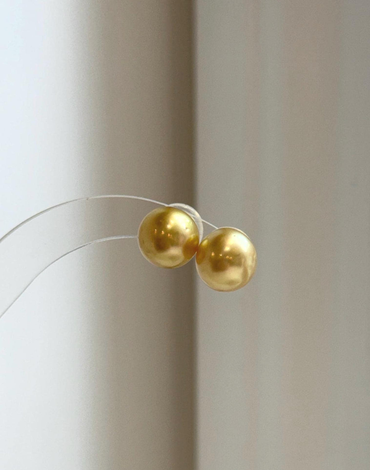 Premium South Sea pearl earrings with exceptional shine and smooth surface.