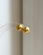 Premium South Sea pearl earrings with exceptional shine and smooth surface.