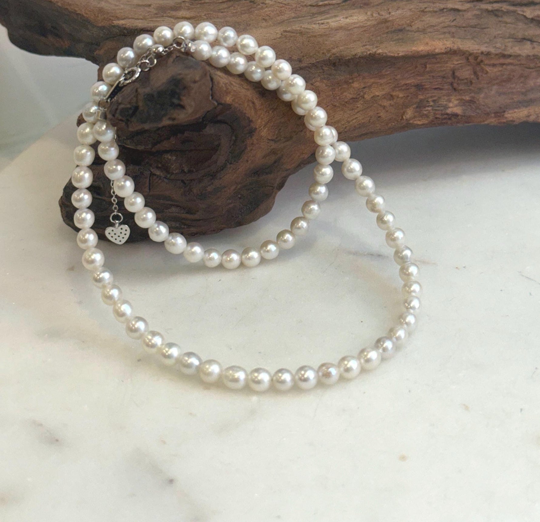 Mirror luster freshwater pearl jewelry