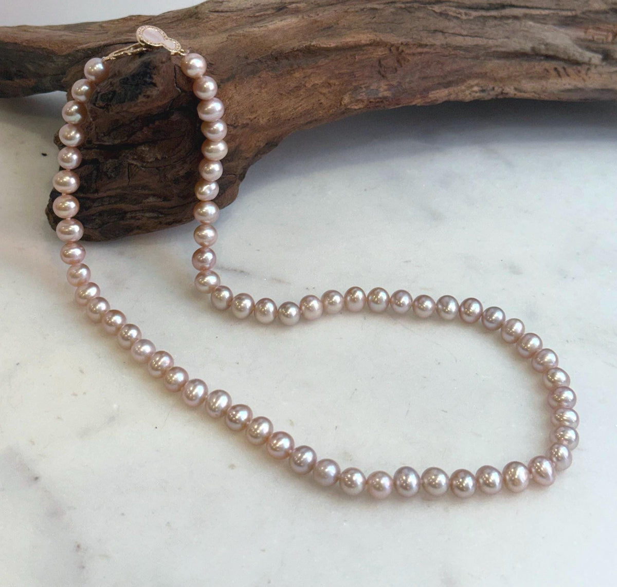 Genuine freshwater pearl necklace for women with high mirror luster