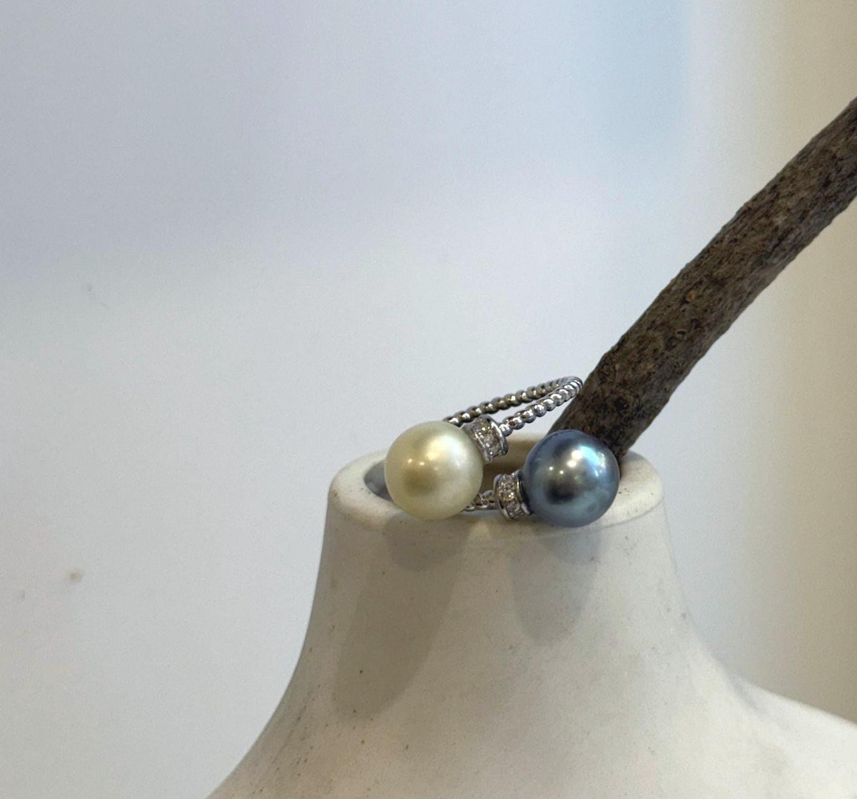Minimalist adjustable sterling silver pearl ring for women.