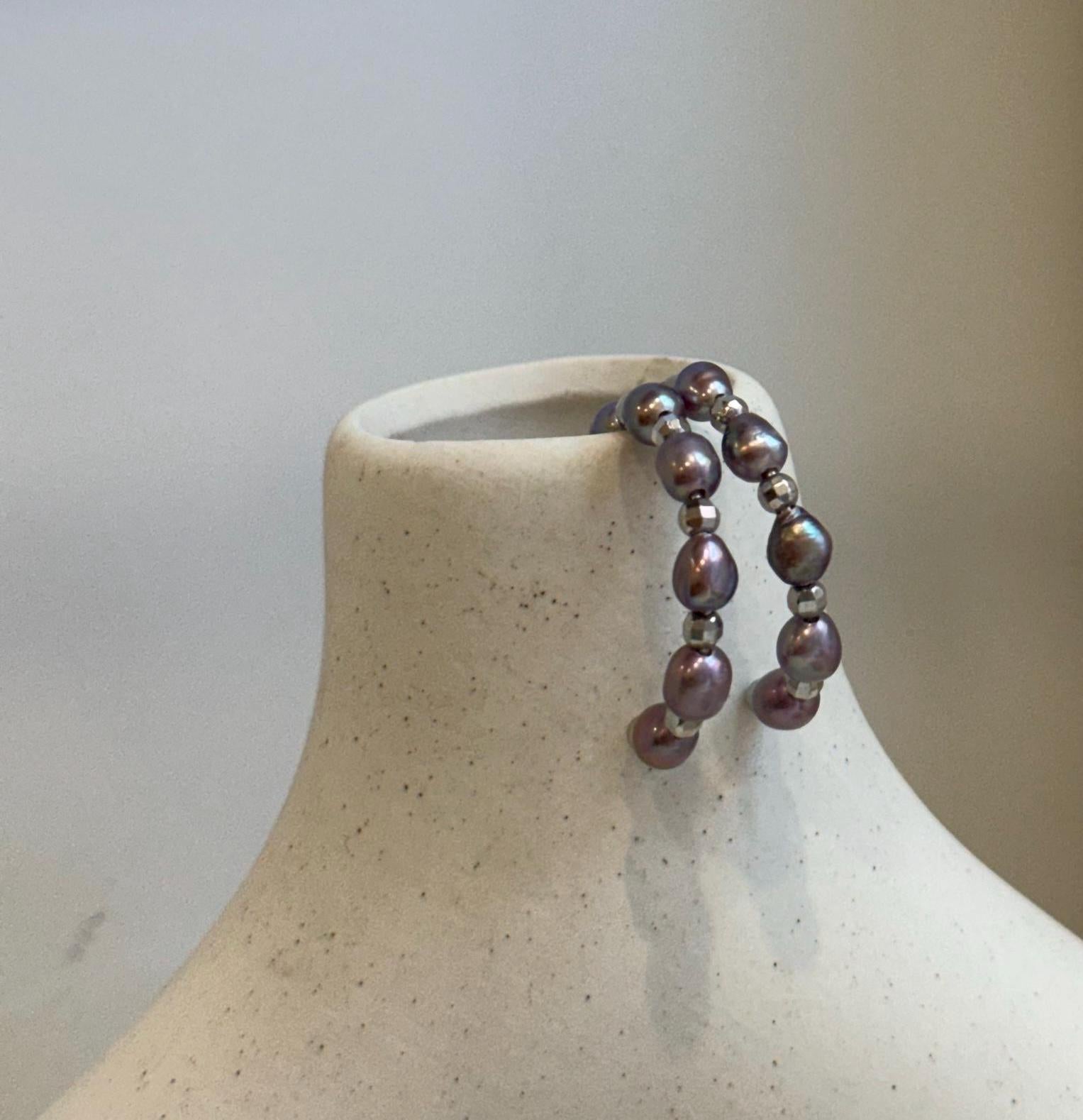 Lightweight S925 sterling silver hook earrings with freshwater Keshi pearls