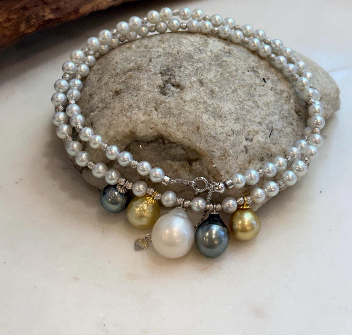 S925 sterling silver pearl necklace handcrafted with genuine pearls
