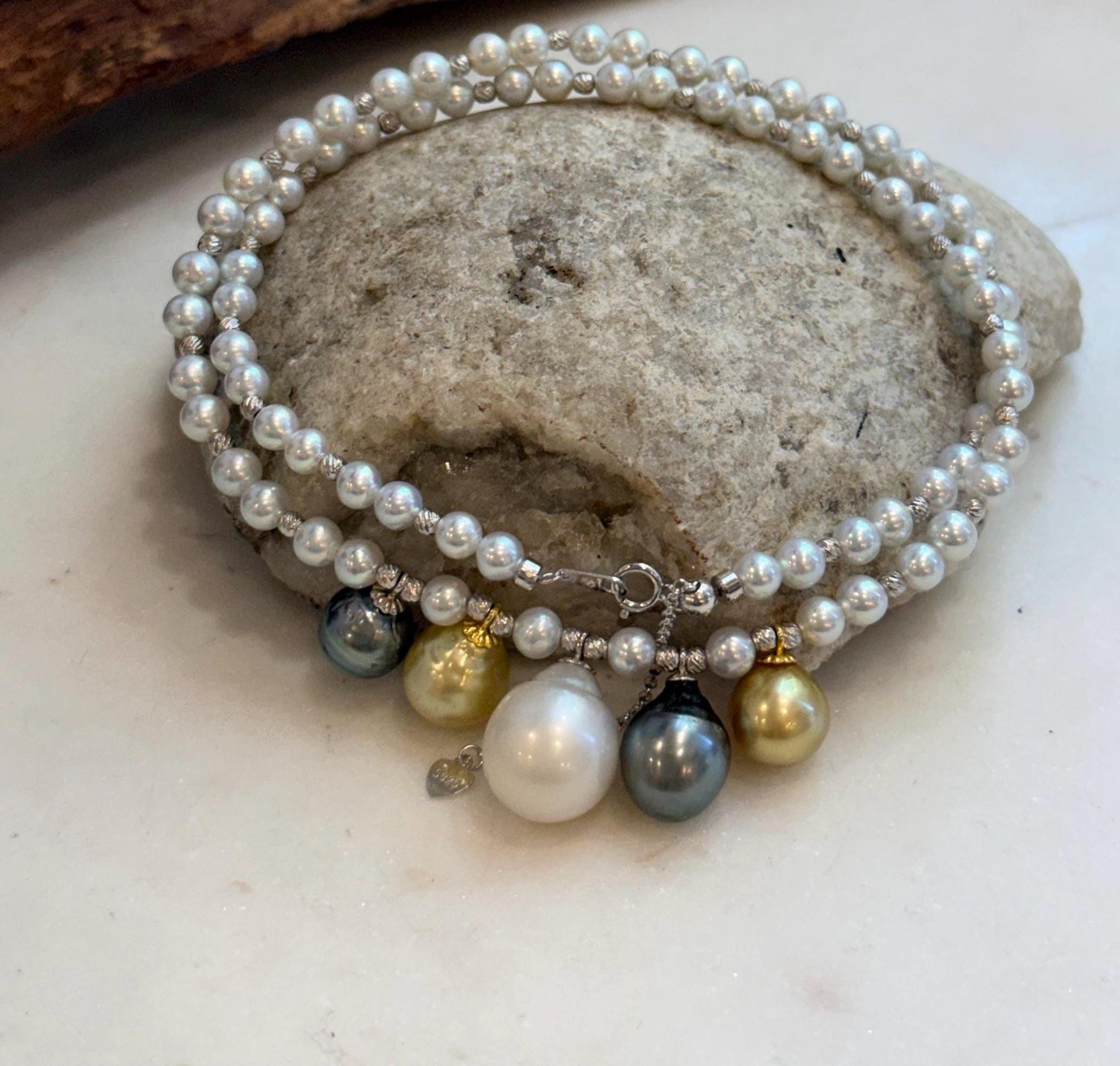 S925 sterling silver pearl necklace handcrafted with genuine pearls
