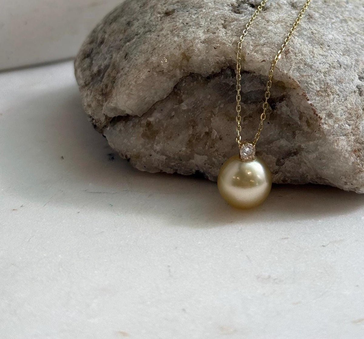 Genuine South Sea golden saltwater pearl pendant set in solid 18K gold