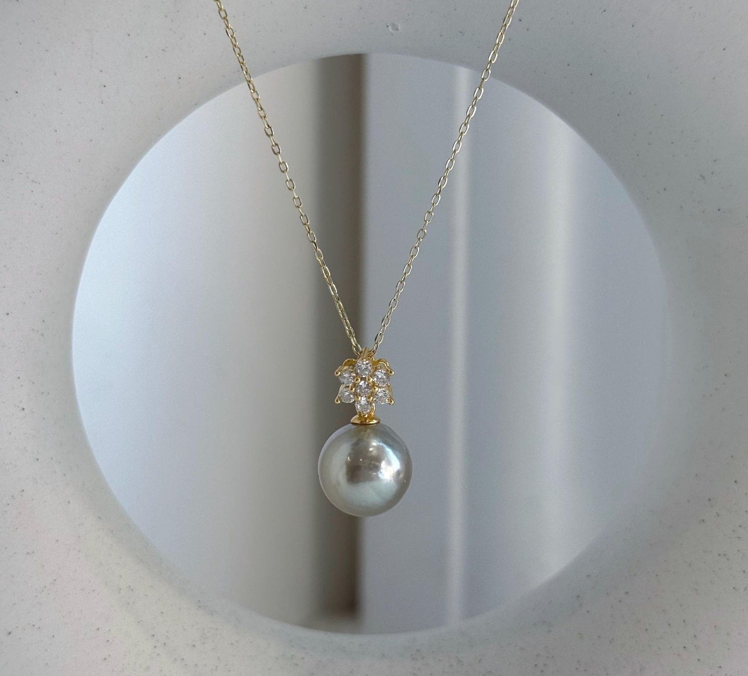 11mm genuine Tahitian silver pistachio pearl pendant with mirror luster in S925 sterling silver