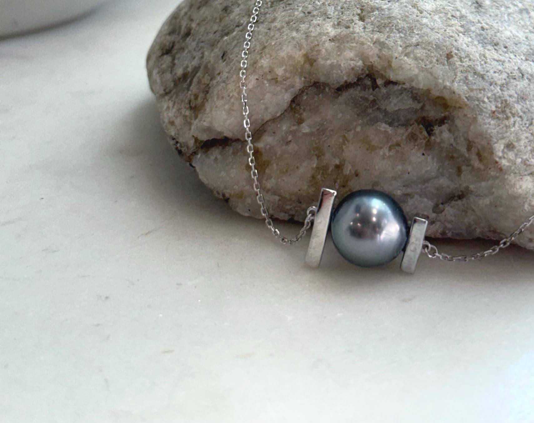 Natural South Sea and Tahitian pearl necklace pendant with exceptional mirror-like luster.