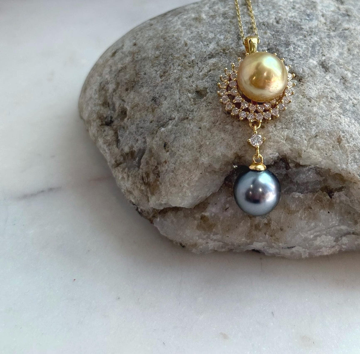 Mirror-luster South Sea Golden and Tahitian pearl pendant for weddings, anniversaries, or everyday luxury.