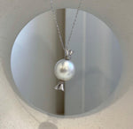 Elegant 13.3mm Australian saltwater pearl necklace perfect for weddings, anniversaries, and special occasions.