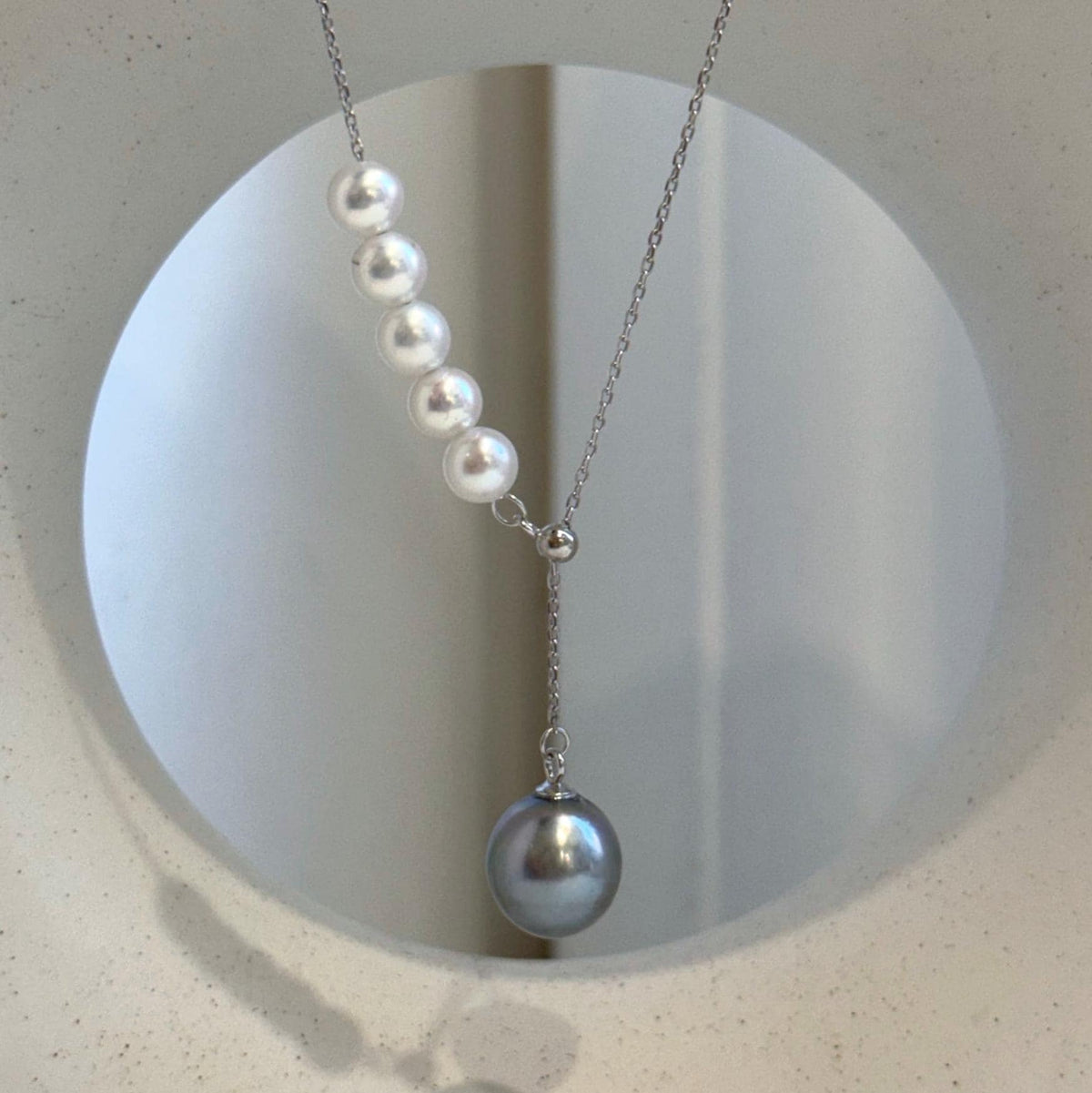 Minimalist pearl Y necklace perfect for weddings, anniversaries, and everyday elegance.