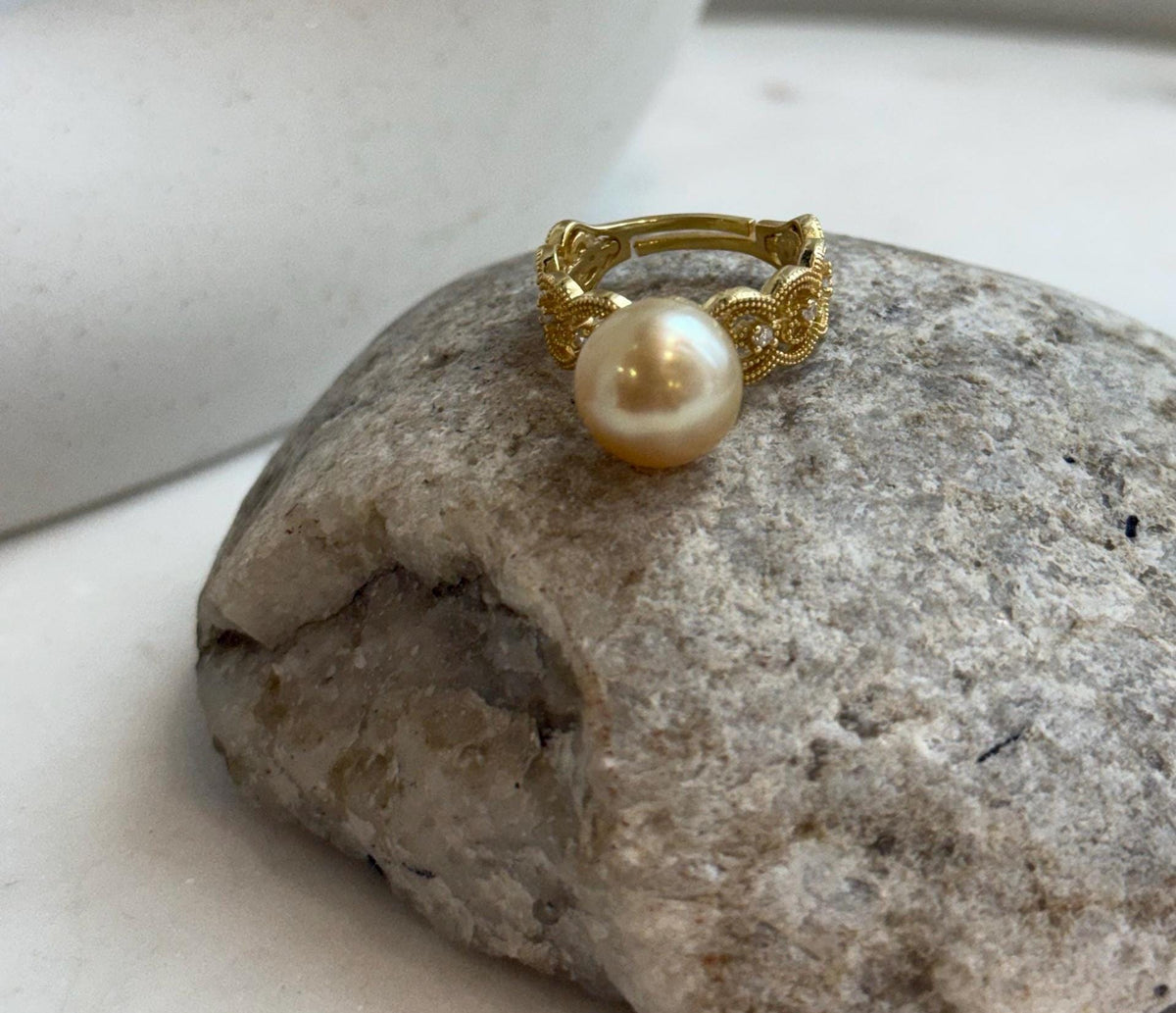 Adjustable lace ring featuring 11.1mm golden saltwater pearl