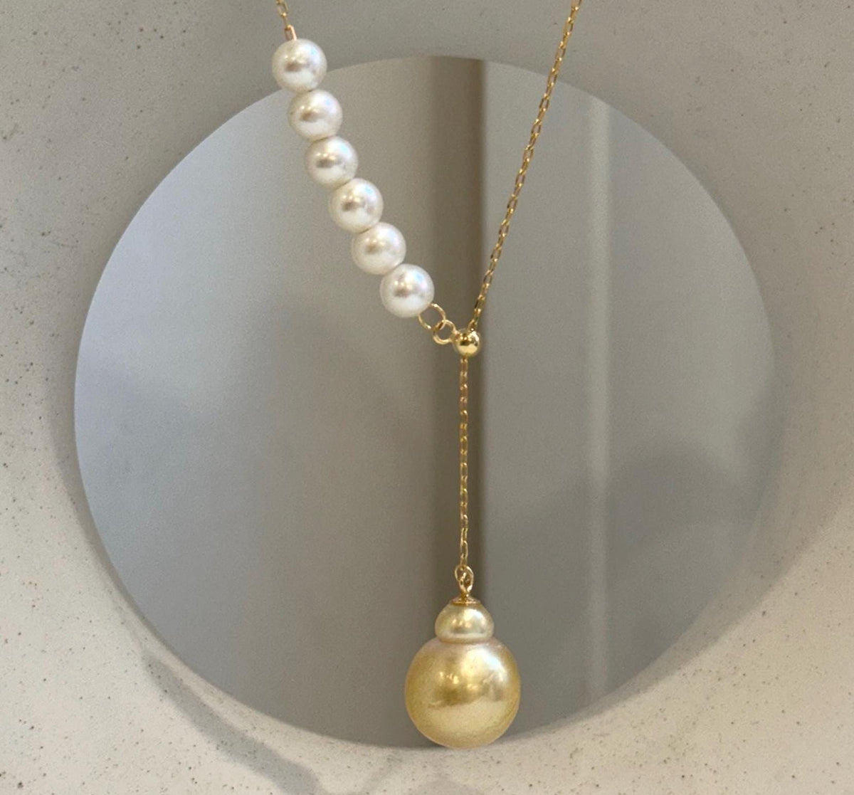 Elegant mixed pearl necklace with genuine South Sea and freshwater pearls for women.
