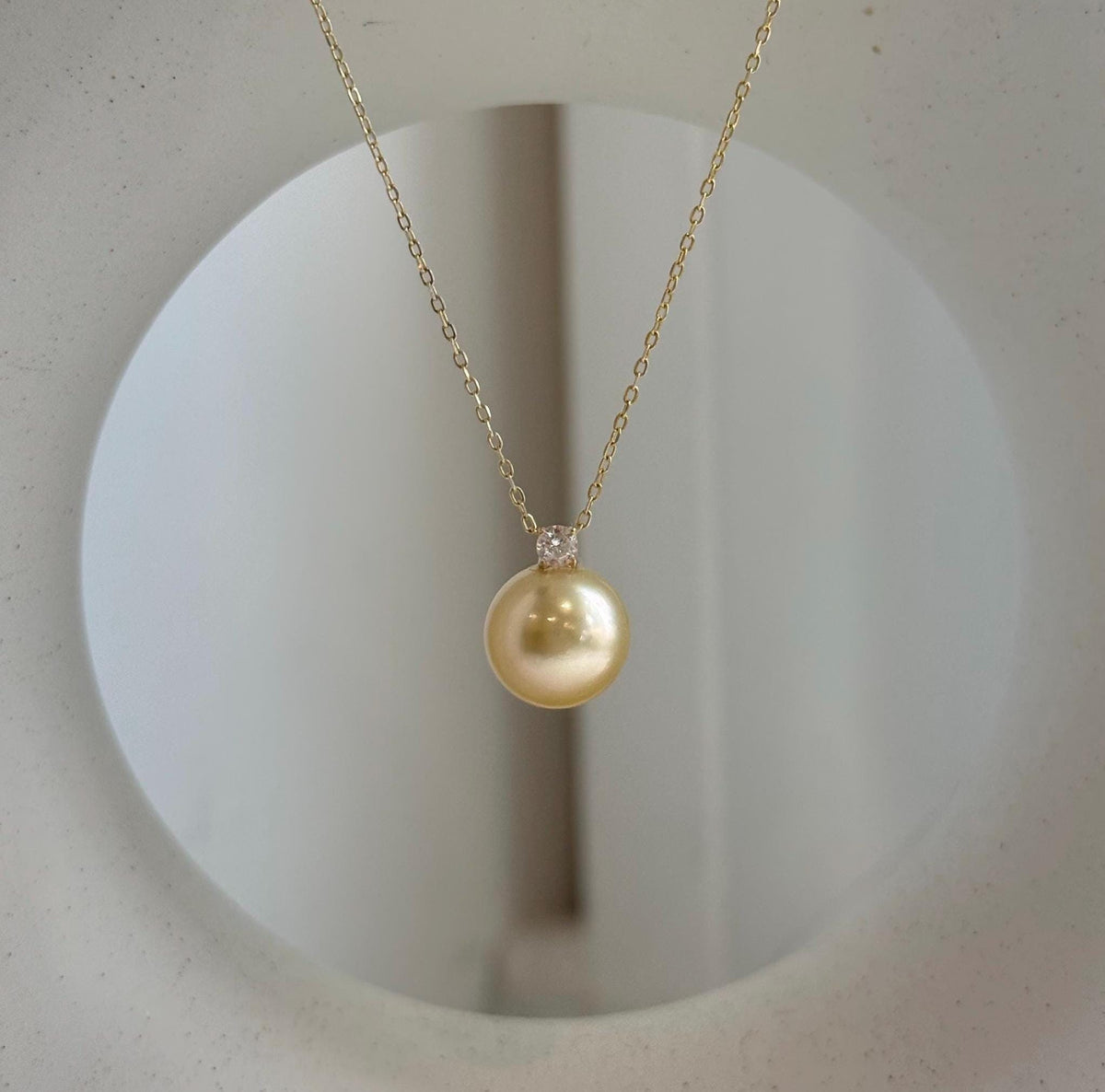 18K real gold 10.7mm South Sea ultra gold pearl pendant with mirror luster