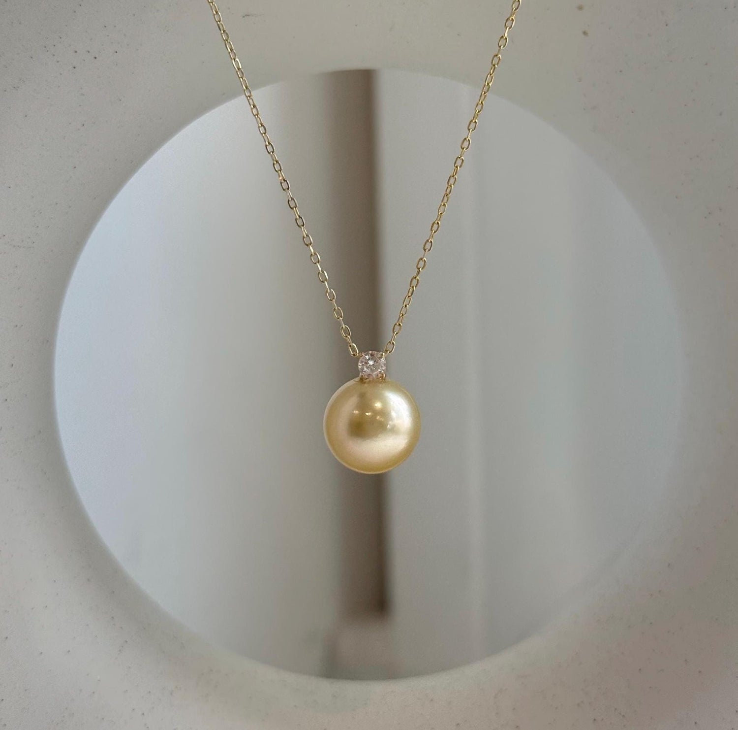 18K real gold 10.7mm South Sea ultra gold pearl pendant with mirror luster