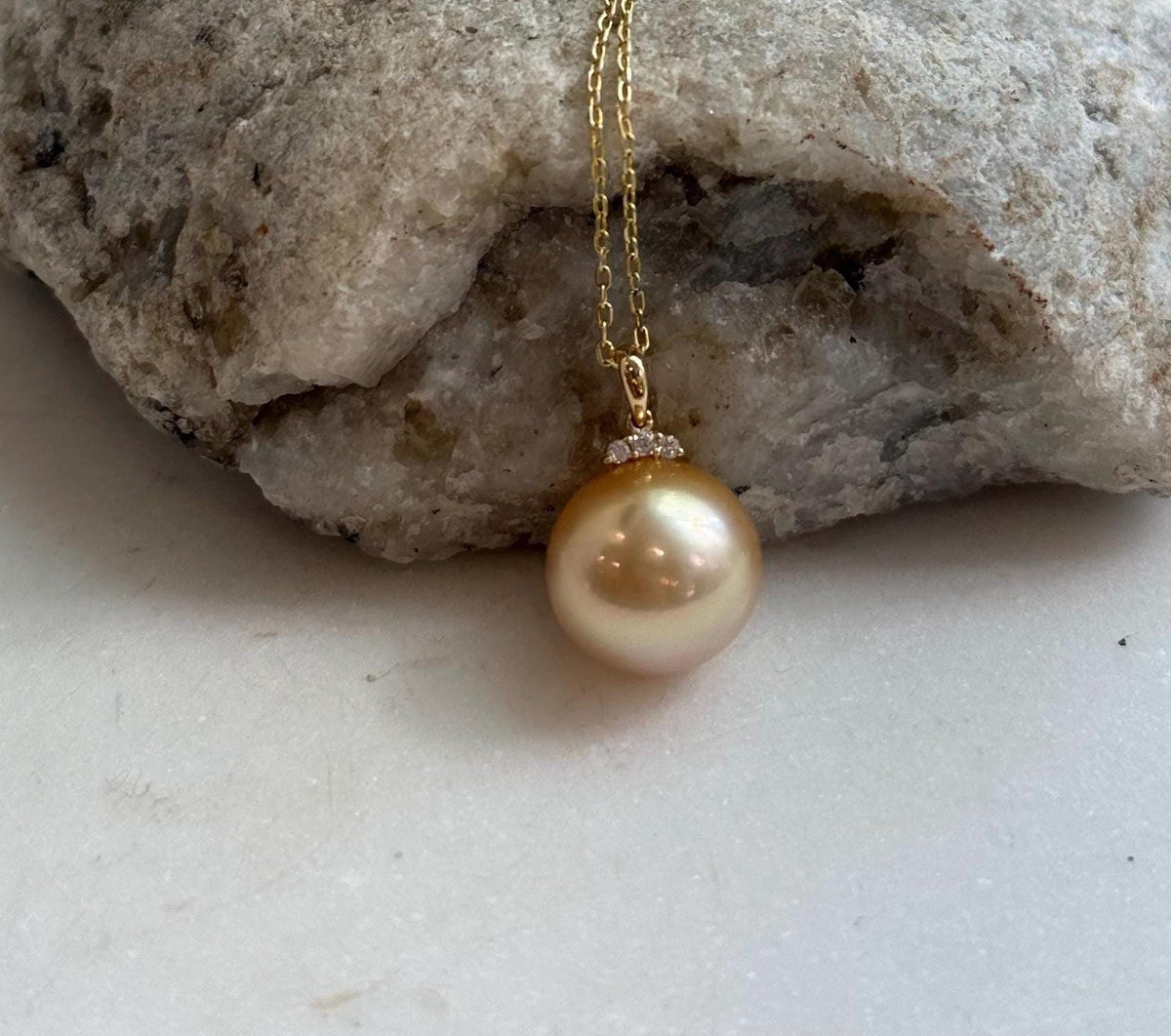 Genuine South Sea deep tea gold saltwater pearl pendant in solid 18K gold