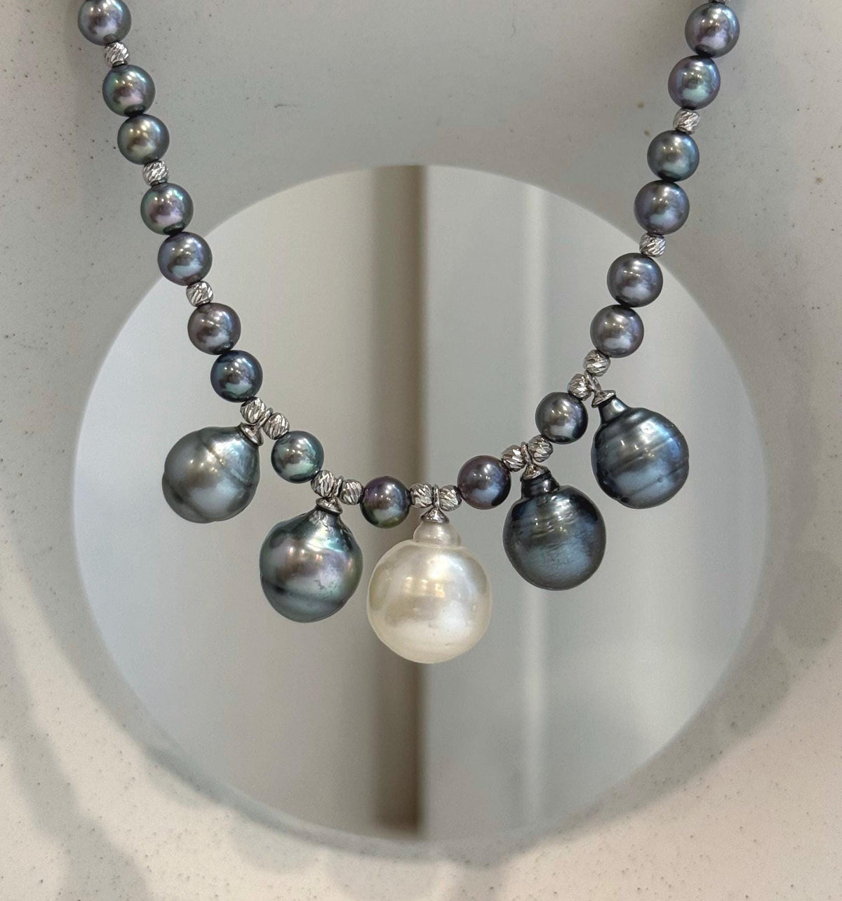 Mirror luster South Sea and Tahitian pearl necklace for women