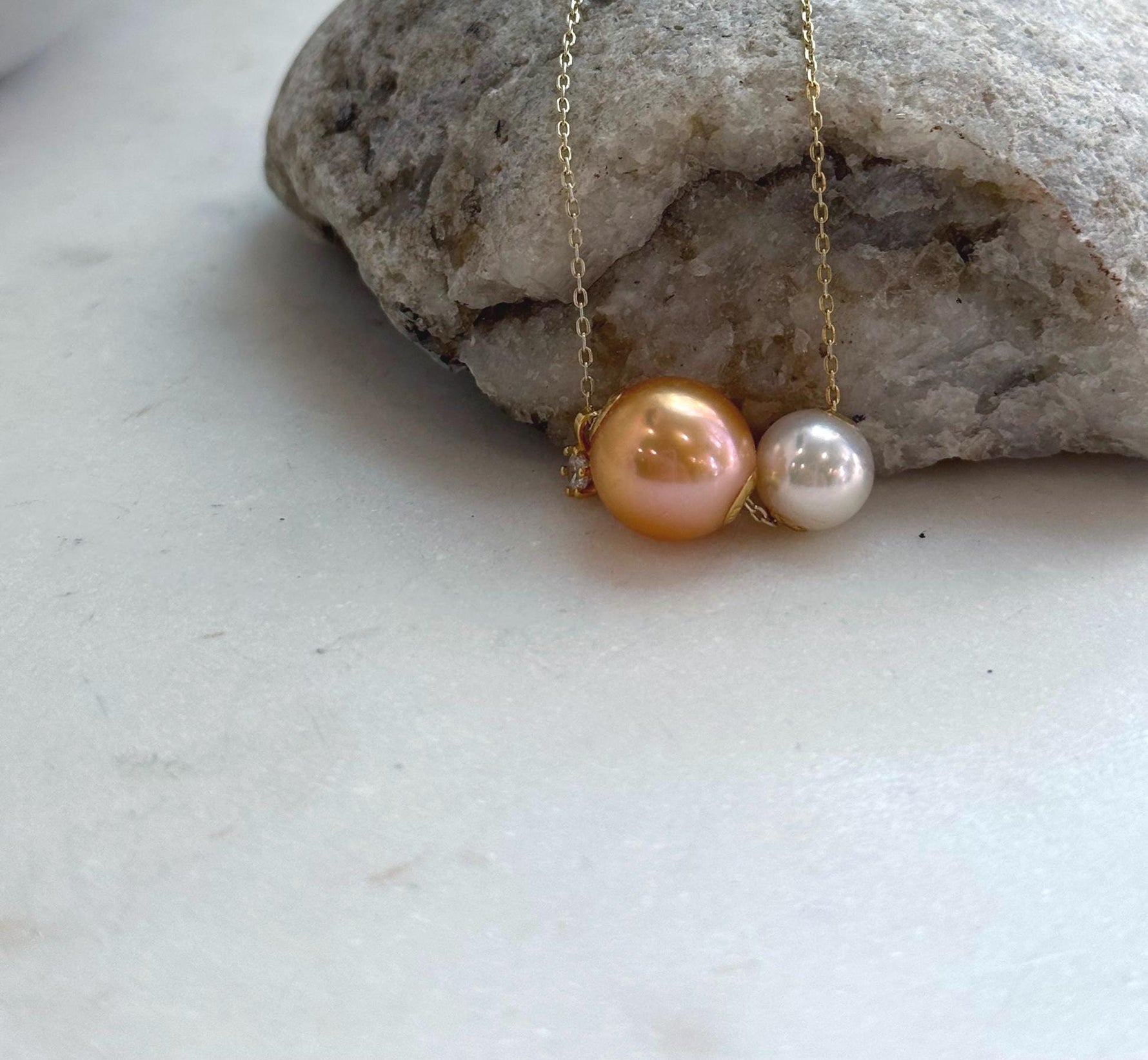 Luxury pearl floating pendant on S925 sterling silver chain
