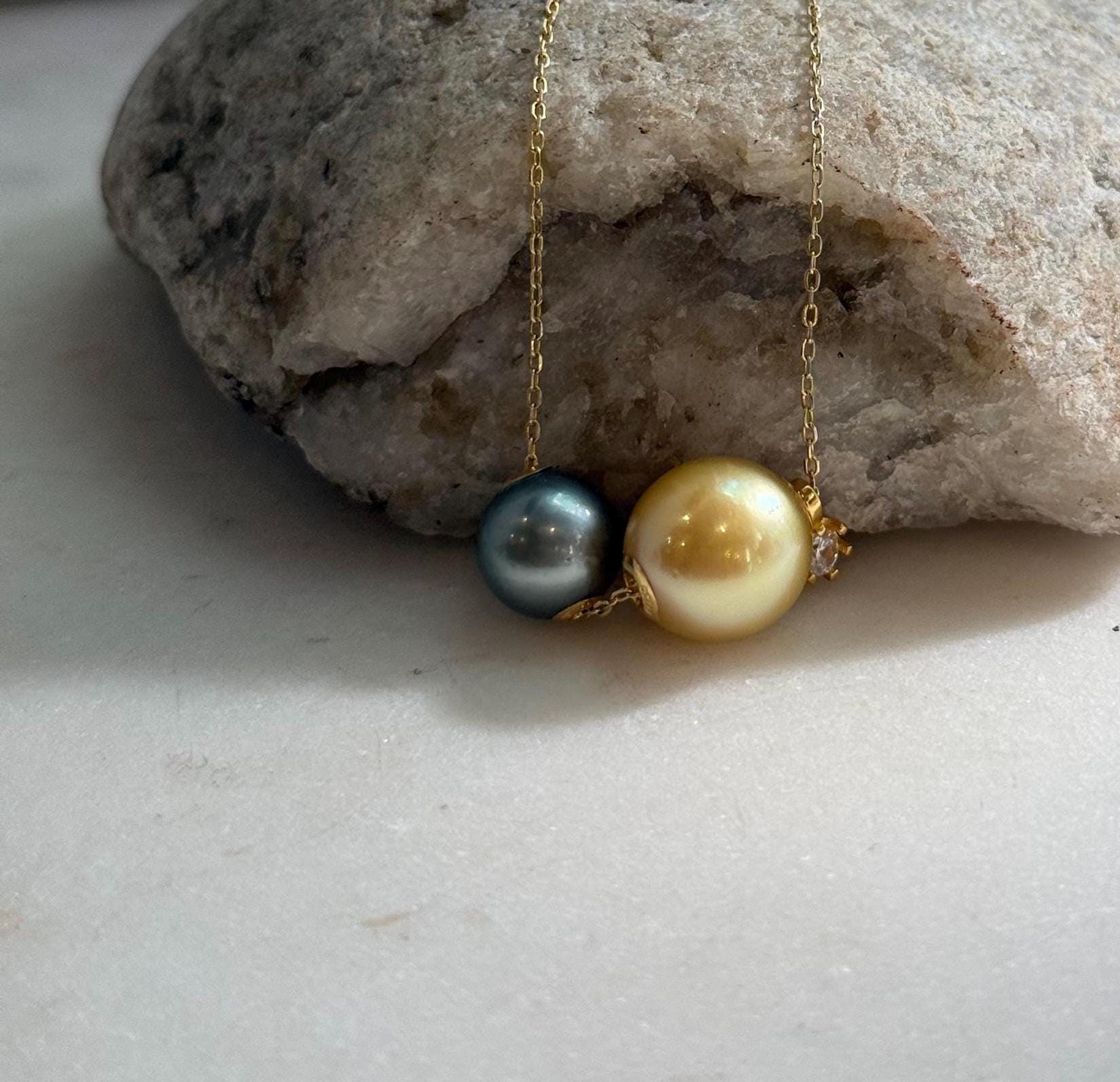 Double saltwater pearl pendant with 18K gold accents