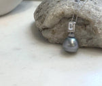 Genuine Tahitian ocean pearl pendant in platinum silver tone