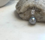 Large 12.6mm Tahitian pearl pendant with metallic platinum tone