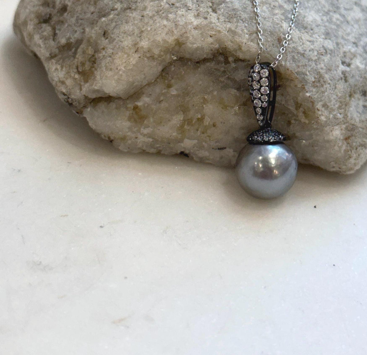 Elly’s 12.5mm Tahitian Platinum Pearl Cool Pendant | Genuine Saltwater Pearl | Extreme Luster | S925 Sterling Silver
