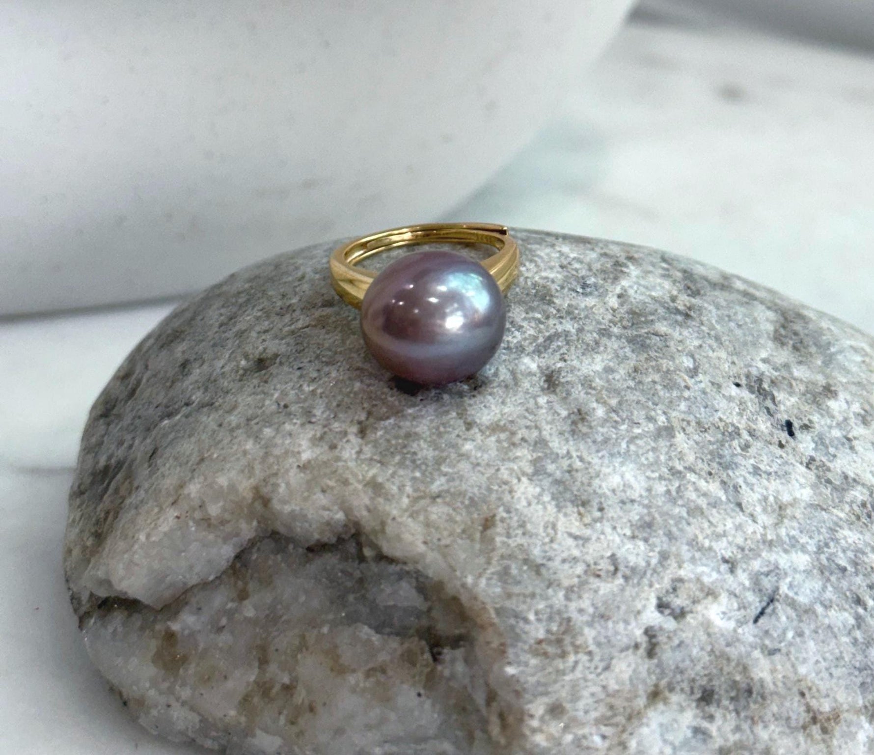 Statement freshwater pearl ring with 12.3×13.2mm Edison pearl and adjustable sterling silver setting.